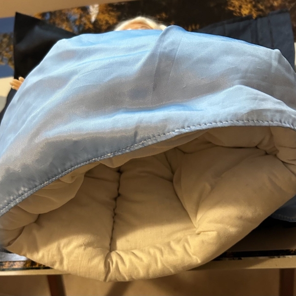 Vintage Russian Doll in Traditional Dress - Picture 3 of 3